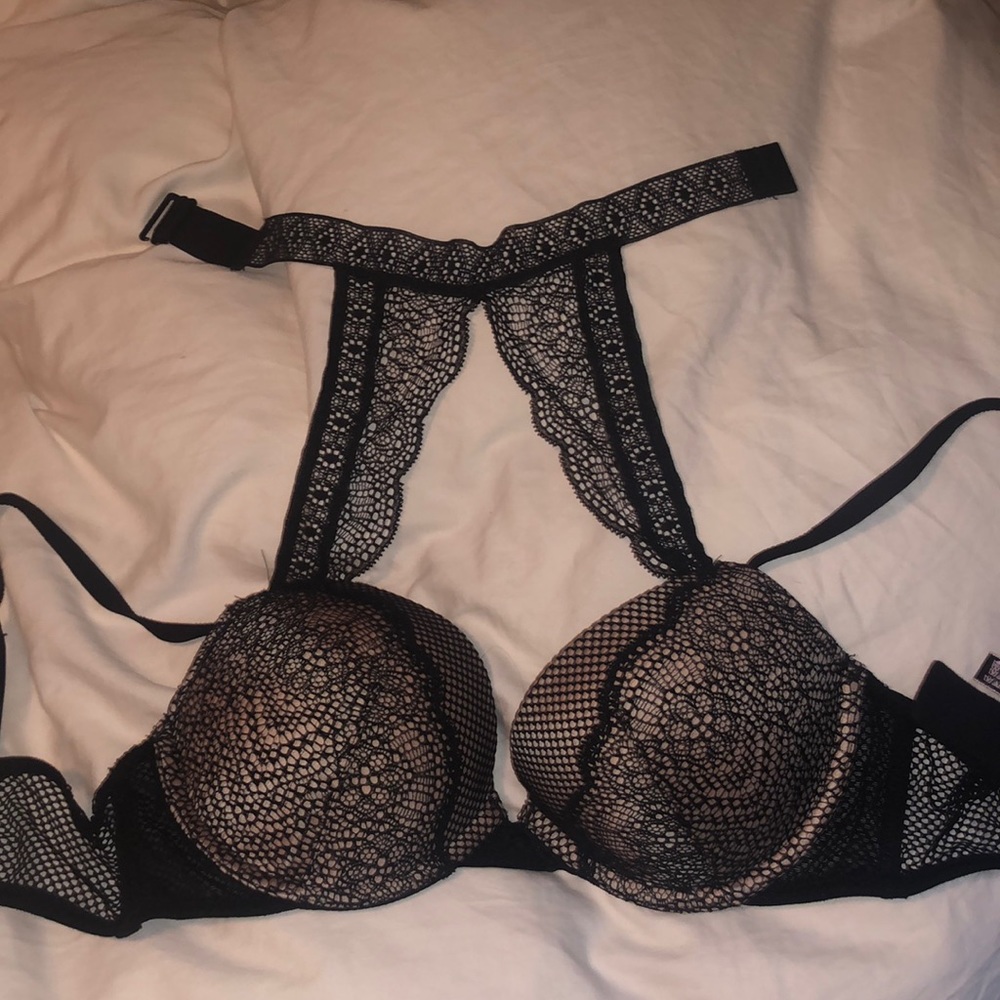 Victoria’s Secret push up bra NWOT
